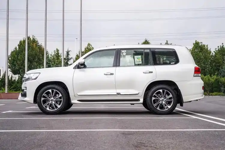 2020款丰田兰德酷路泽5700中东版国五现车促销中