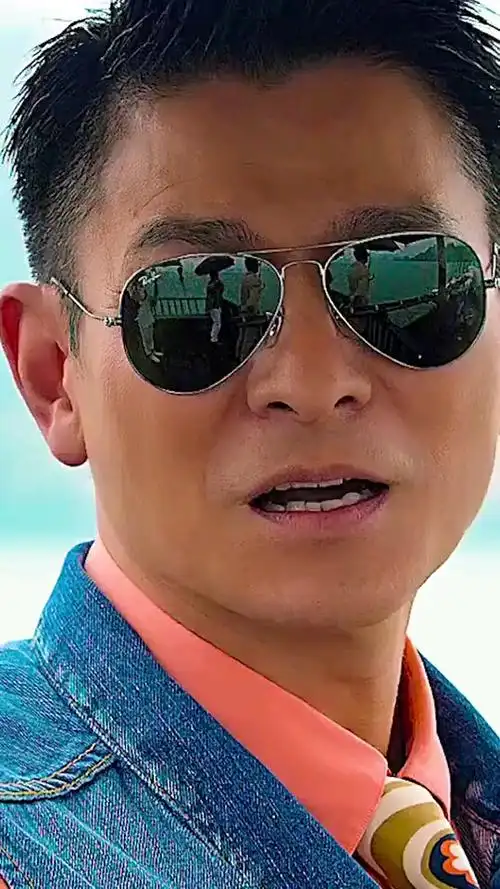 无论哪个年龄阶段,刘德华都站第一排