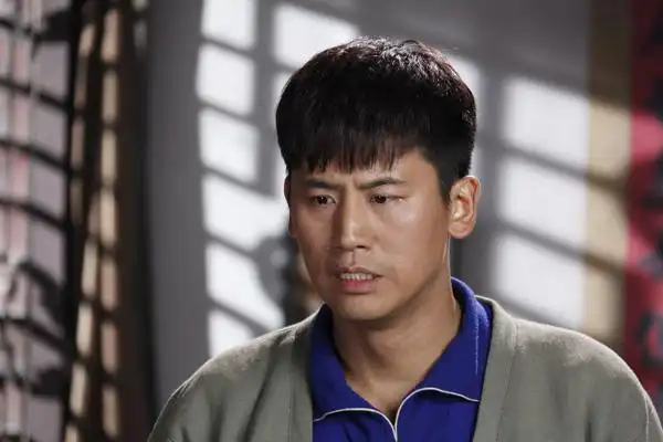 二叔获好评于晓光称人字就是相互支撑