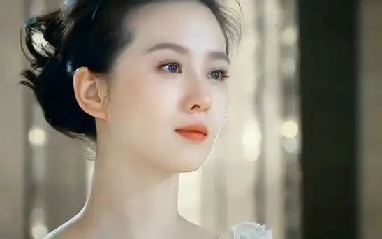 刘诗诗 #爱似水仙女版 不只是古装好看 现代也很美啊希望下次盘点的