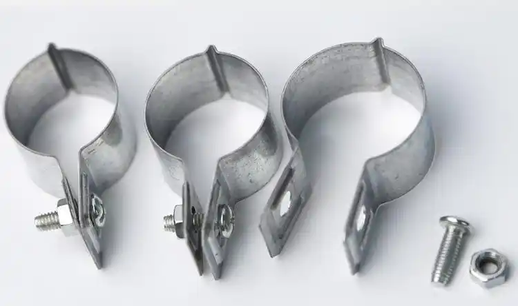 厂家供应加厚镀锌接地卡25mm地线卡圆形带螺丝金属管卡箍抱箍