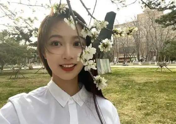 美女素颜照真实图片(中传) - 赤虎壹号