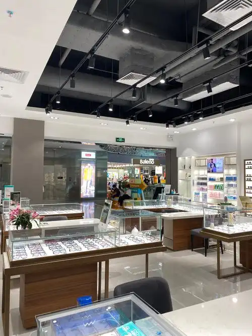 宝岛眼镜美林mlive天地店评论