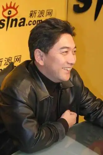 水均益作客新浪嘉宾聊天室,与网友聊自己主持的电视栏目《高端访问》