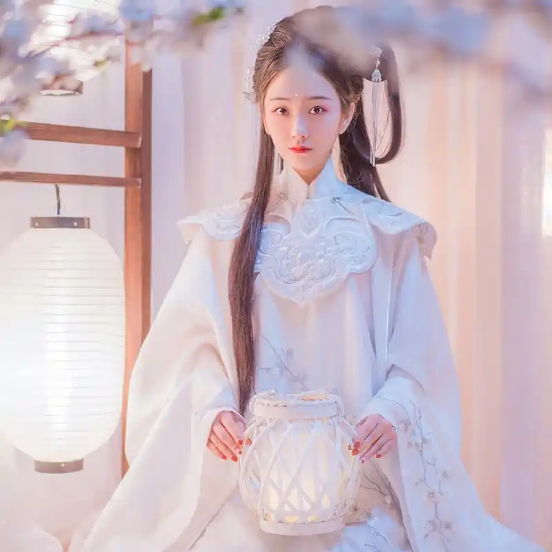 野洵 真人古风女