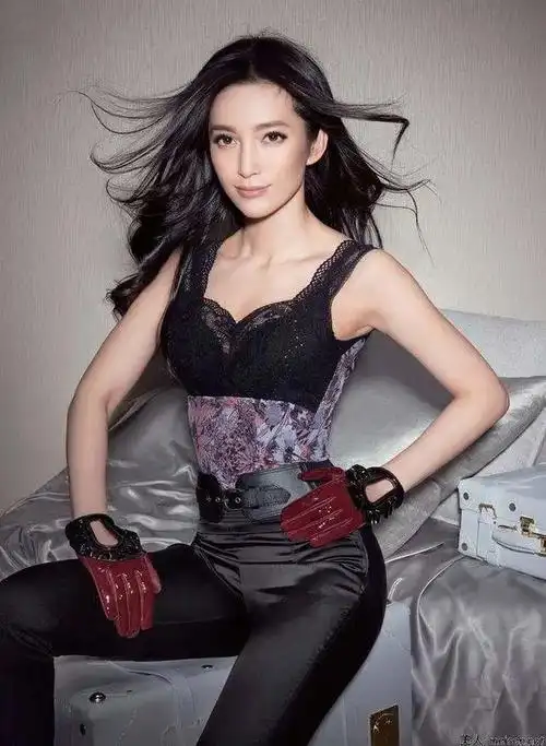 李冰冰年轻写真照(容颜未老身材有料)(3)