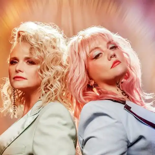 elle king and miranda lambert "drunk" pr image