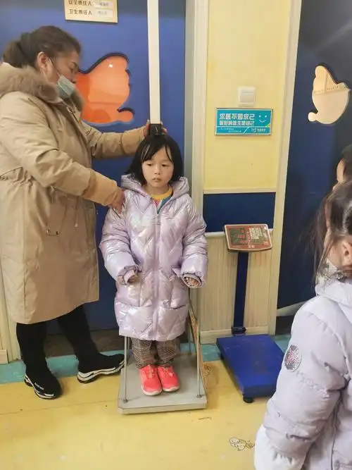 大三班身高体重测量