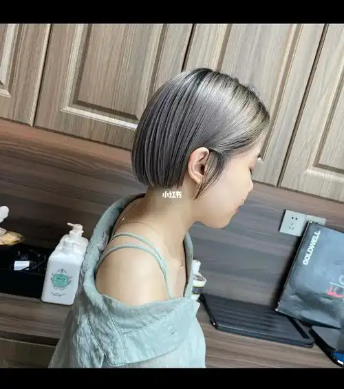 猩哥发型隐藏雕刻修剪