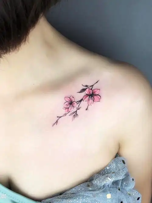 锁骨小花_纹身图案手稿图片_陈凡的纹身作品集