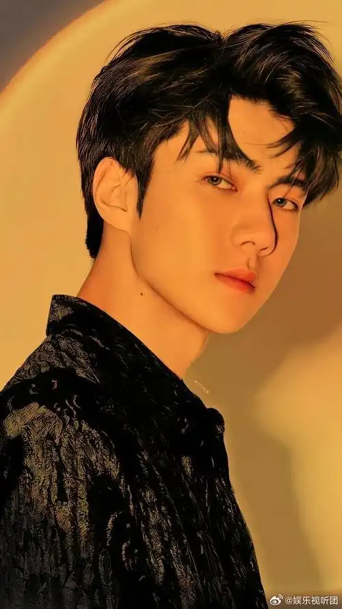 啊啊啊,吴世勋你小子简直不要太帅!|吴世勋|彩虹_新浪新闻