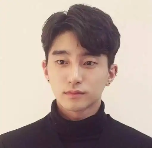 当下最流行的男生刘海,每天被帅醒!