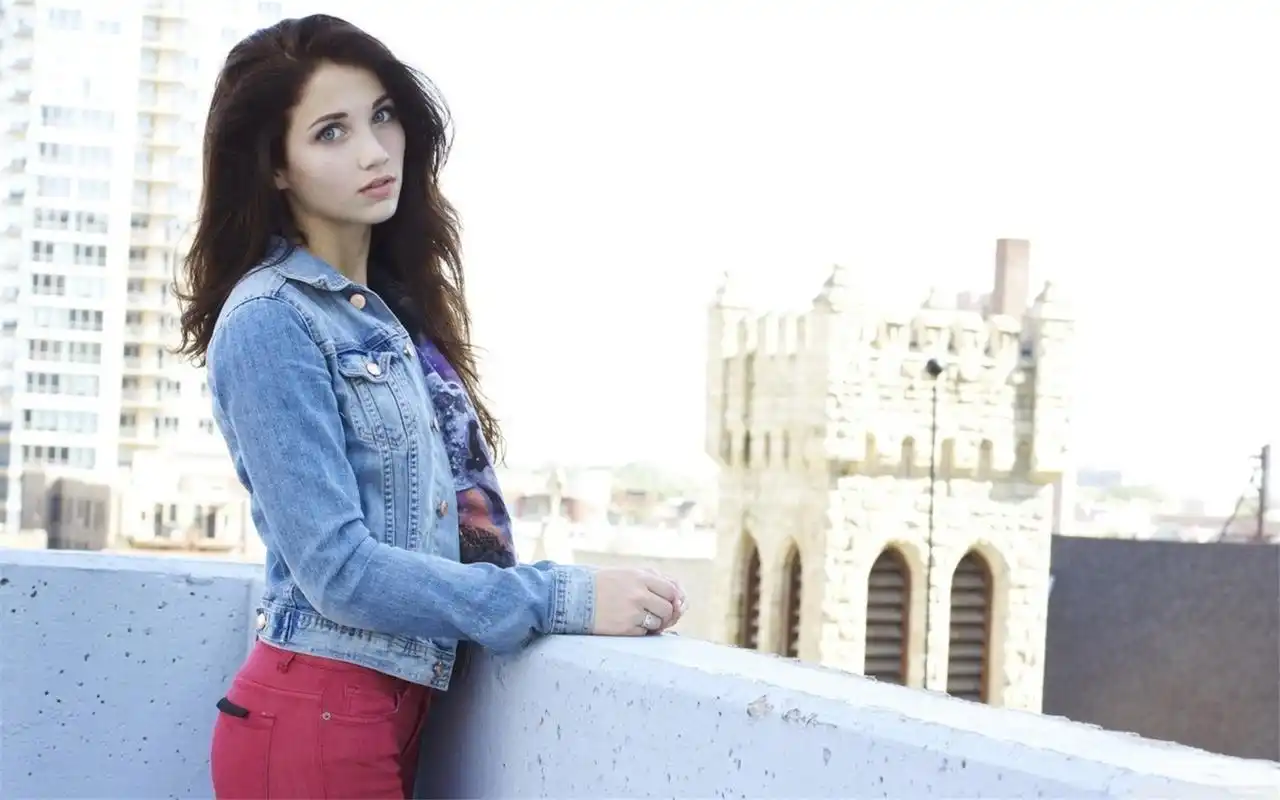 欧美宅男女神高清桌面壁纸