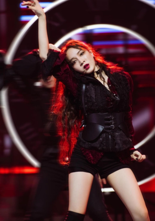 孟佳舞蹈多,李斯丹妮帅就完了,看到冯提莫我乐了!