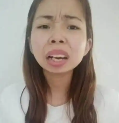 最丑女网红嘟嘟姐,婚纱照曝光真实的她长这样,网友:竟这么美!