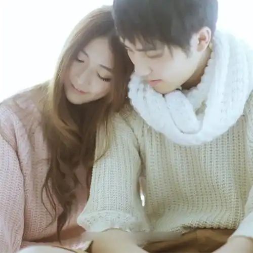 甜美的瞬间情侣图片_我们之间的小情调