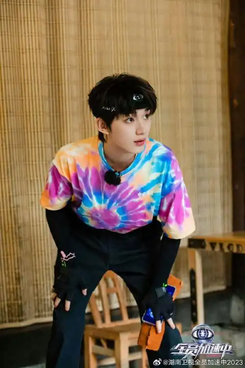 全员加速中##丁程鑫刘耀文张真源贺峻霖播前剧照