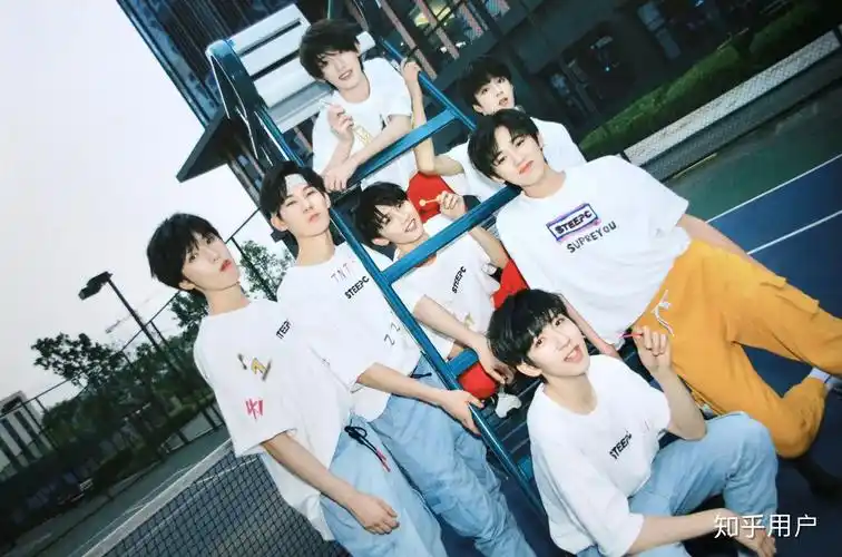 见到tnt时代少年团的宋亚轩真人是什么体验