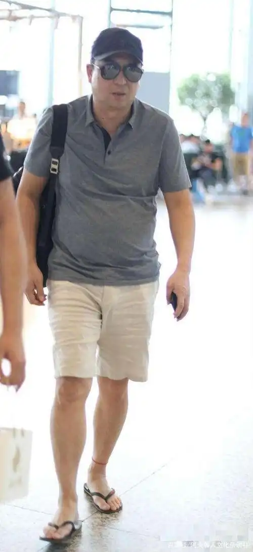 张嘉译那魔鬼般的步伐并不是为了耍帅,而是跟他患的一种疾病有关