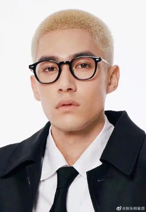 米卡分享自己版本的情歌