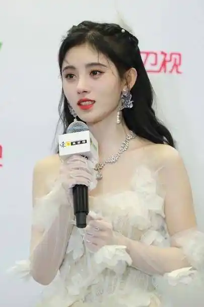 娱乐爆料:迪丽热巴,刘诗诗,王子文恋情?邓超孙俪?