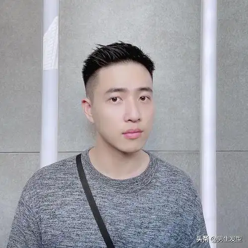 男生留什么发型好看6款年轻男士发型干净利落