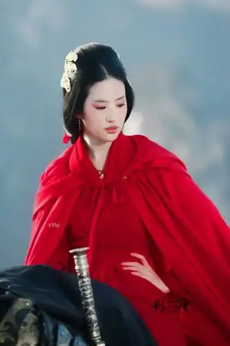 刘亦菲 红衣灵雎 2012电影《铜雀台》