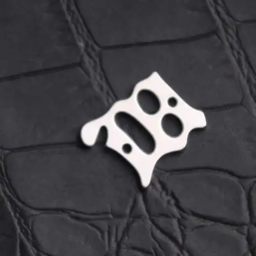 邓紫棋同款m字母拼接珍珠项链配件潮嘻哈choker钛钢锁骨链批发