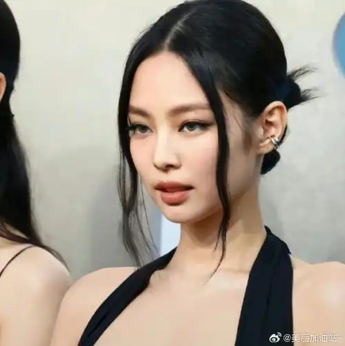 jennie##金珍妮#  jennie稀有图  妮门永存