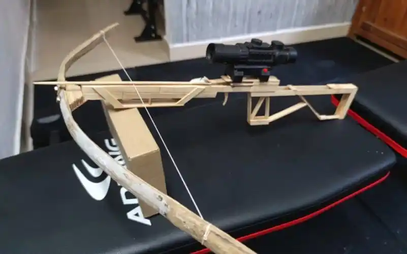 耗时14小时制作雪糕棍模型十字"弩"