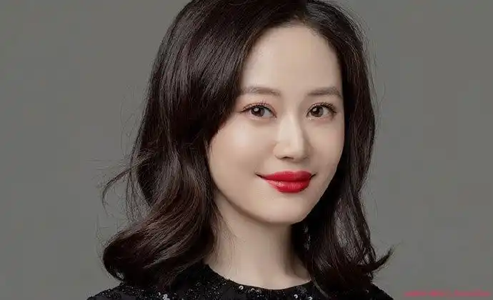 北大才女伍倩个人资料高颜学霸作家伍倩是怎么走红的