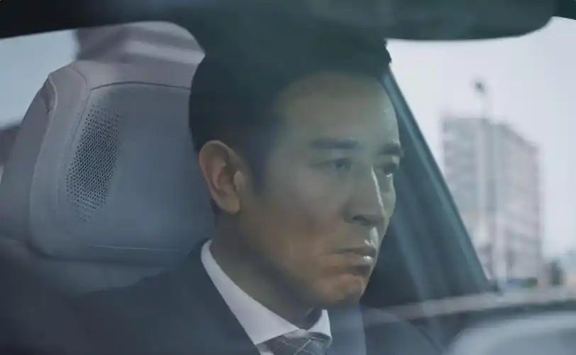 于和伟新剧热播,编剧太会起名,角色下场都藏在名字里