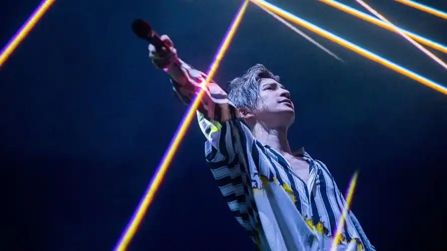 60m上传时间:2020-06-16壁纸标签:薛之谦明星明星风尚壁纸封面图