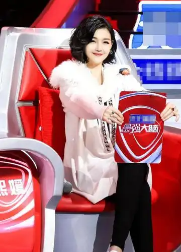 大s产后综艺首秀身材恢复 盼儿女成才