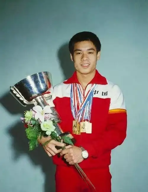 李宁,翻身了! - 体育设施网