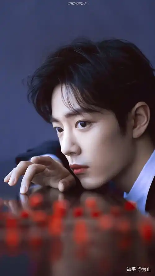 肖战有哪些可以做屏保的照片?