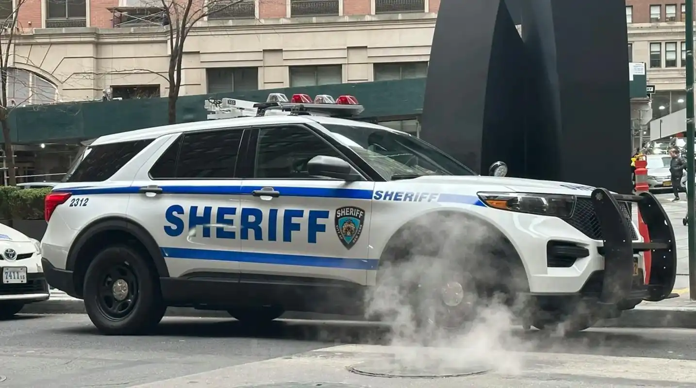 寻找时间的真相 #美国警车 #真帅 #美国 - 抖音