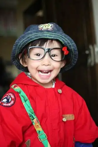 糊掉的照片,但是太喜欢了,开心笑的那麼开心,实在不忍心删掉