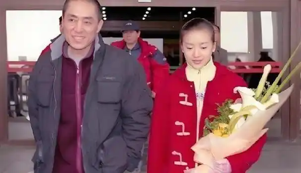 董洁儿子近照曝光,谣言不攻自破,婚姻走到这步究竟怪谁