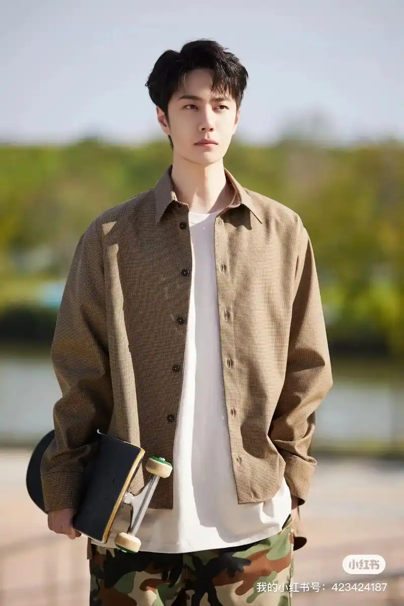 青年演员王一博出道九周年快乐.