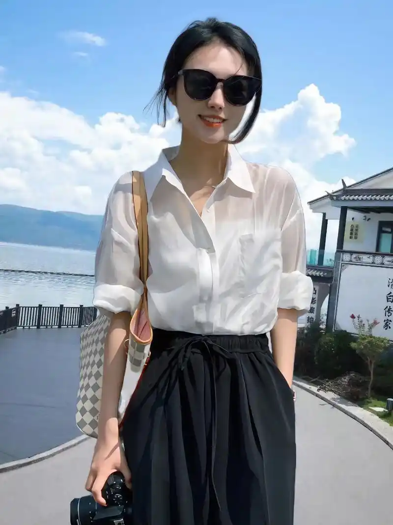 白衬衫 西裤太上镜啦!