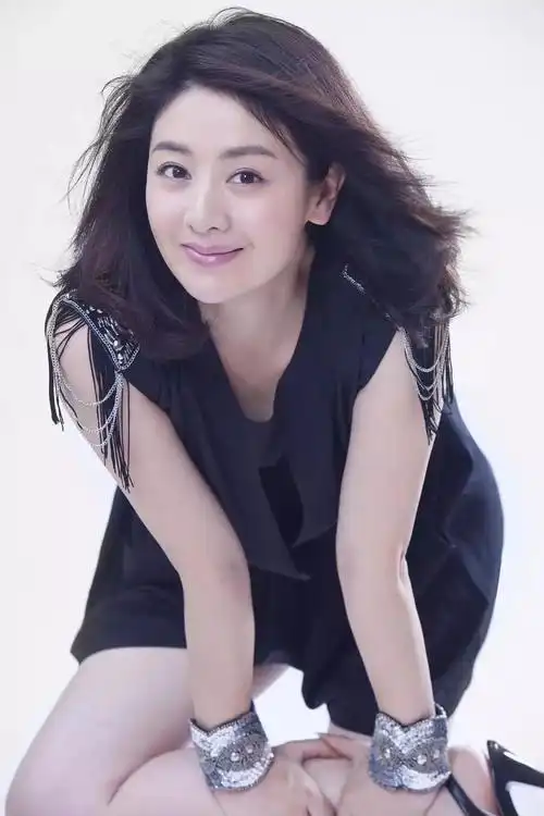 经超老婆是小李琳合作过周冬雨经超接下来要合作的小花是她