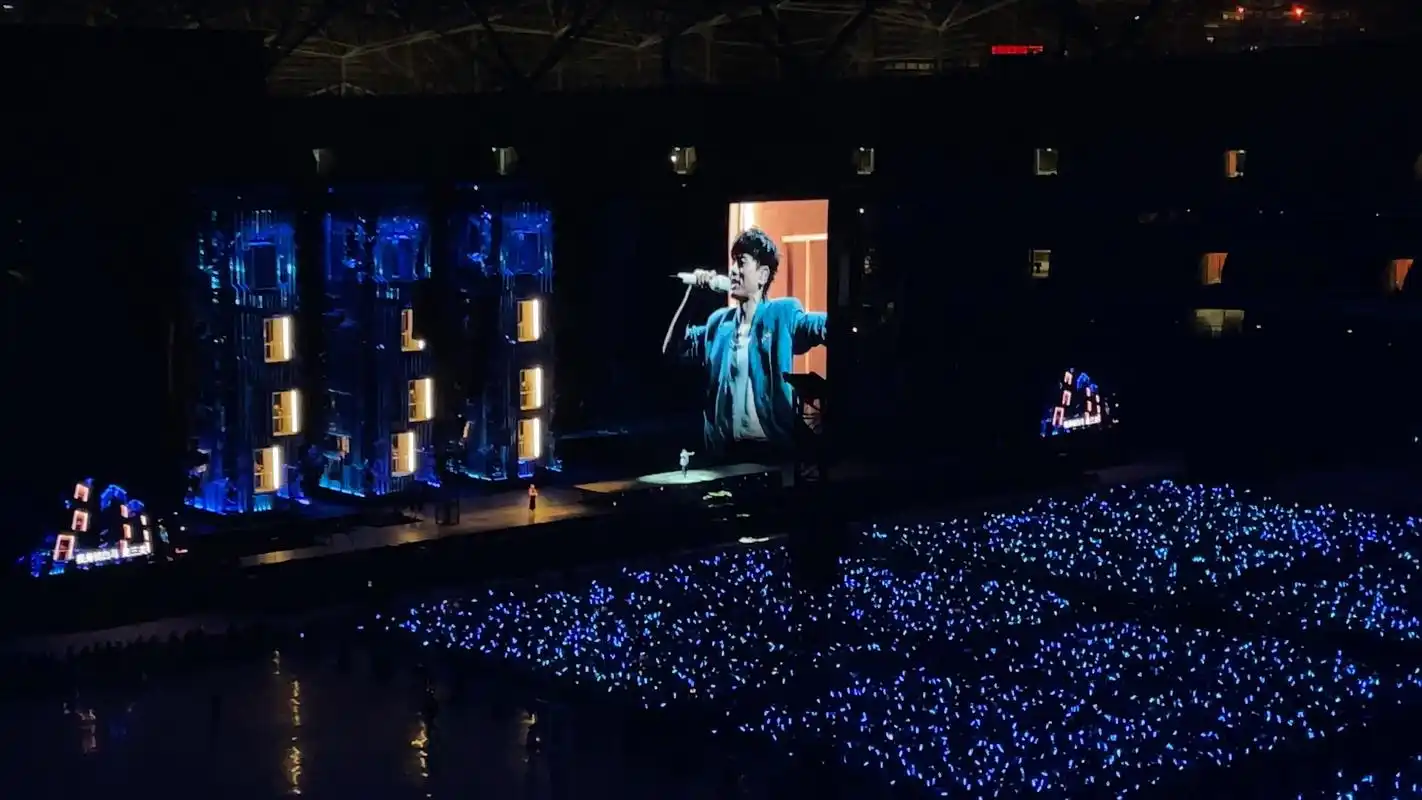 【张杰西安演唱会】《身骑白马》 有星海 有杰哥 现场真的是太棒了呜