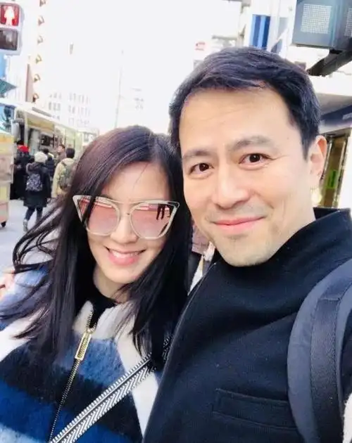 林熙蕾郭富城林熙蕾被称富商收割机