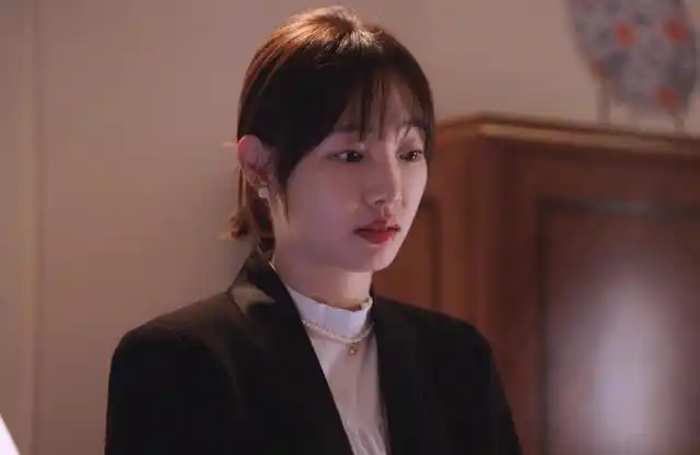 欢迎光临:白百何太丧?从模特到空姐,她抓住了郑有恩的落差感