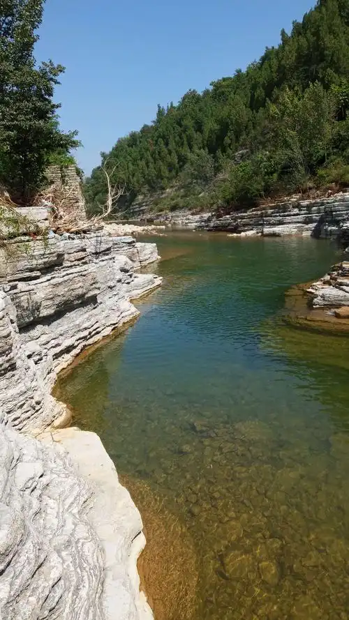 仁河岸边是家乡