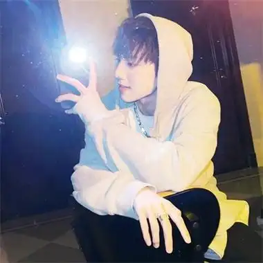 帅气的qq头像霸气帅哥超酷男生真人高清头像图片