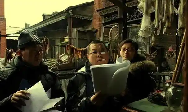 例如,《命案十三宗》的播出收视率高达16%,还被评为年度北京十大热门