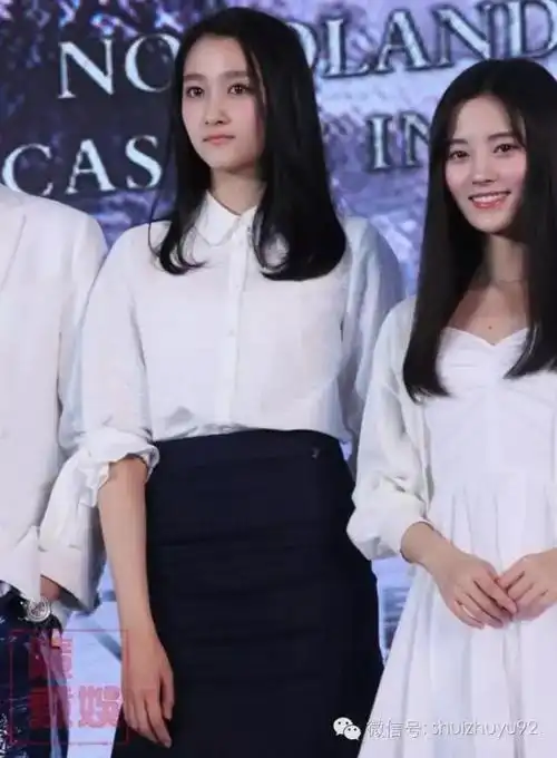 关晓彤与四千年一遇美女鞠婧祎同框,竟然完爆她?