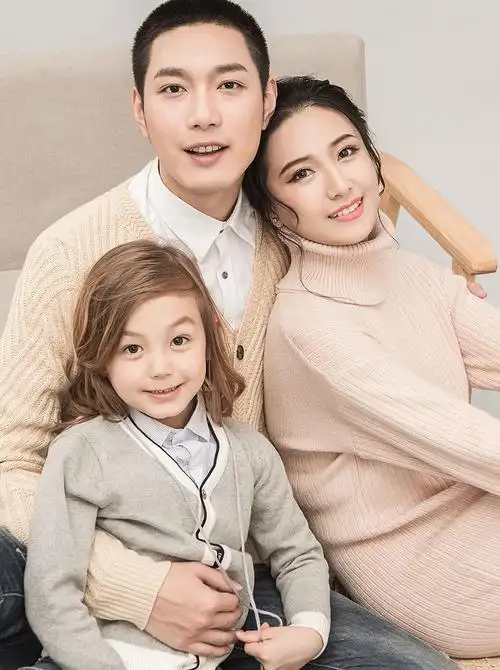 全家福 - 高邮市钟爱一生婚纱摄影店